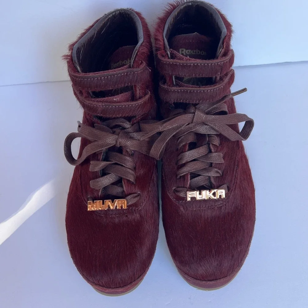Reebok Freestyle Pony Hair Vibram Womens Sz 8 Amber Rose Merlot Gold Sneaker